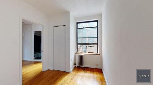 Building Photo - 2 bedroom in Manhattan NY 10003