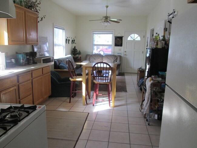 Foto del edificio - Branch, 367-369