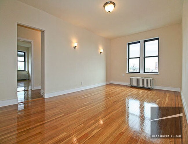 Building Photo - 3614 165th St