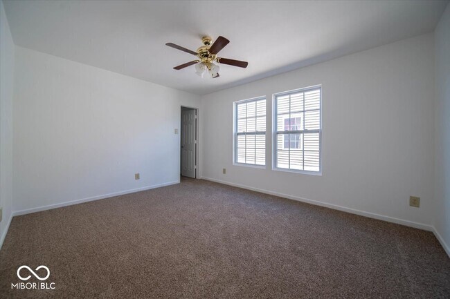 Foto del edificio - 2931 Sentiment Ln