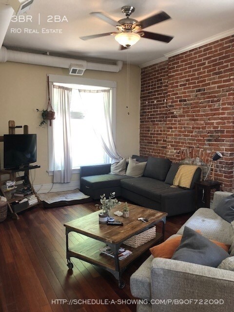 Foto del edificio - 1016 E 10th Ave