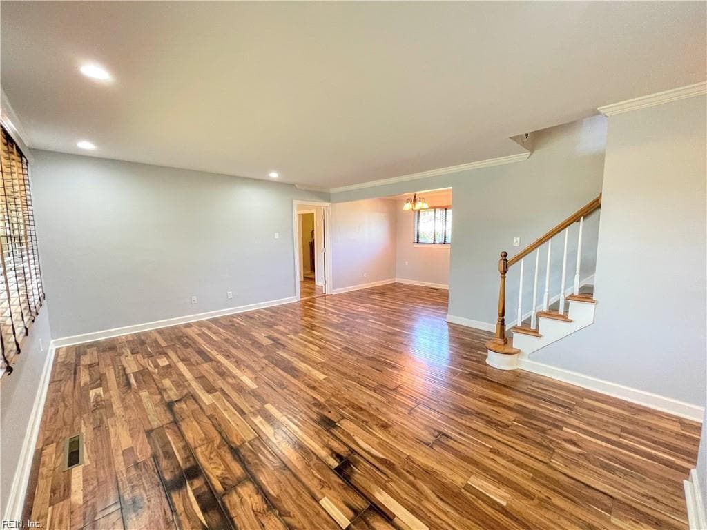 Primary Photo - 1550 Johnstons Rd