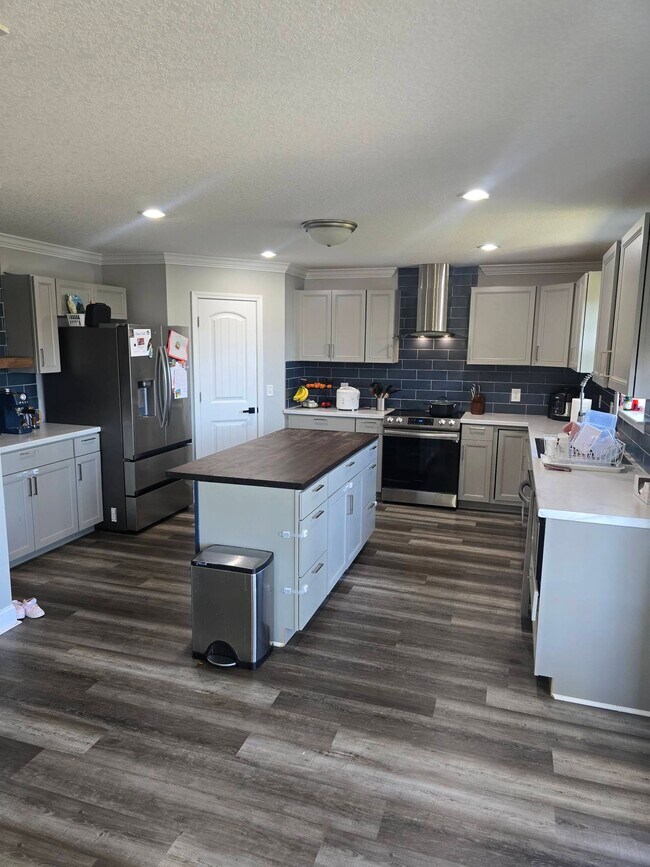 Foto del edificio - 504 Wyckfield Way