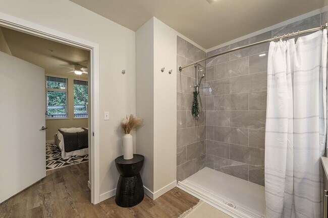 Interior Photo - The Woods on Marquam Hill