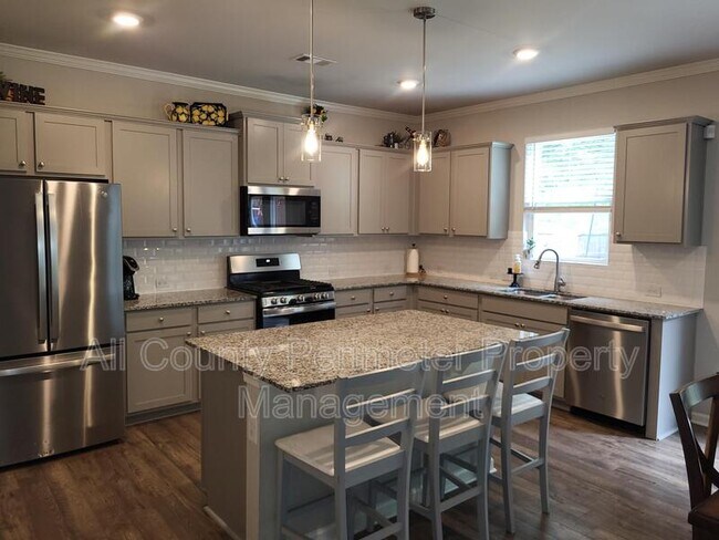 Foto del edificio - 5943 Screech Owl Dr