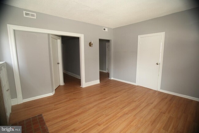 Building Photo - 615 Sligo Ave