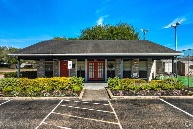 Centro de arrendamiento - Gardens Of Victoria