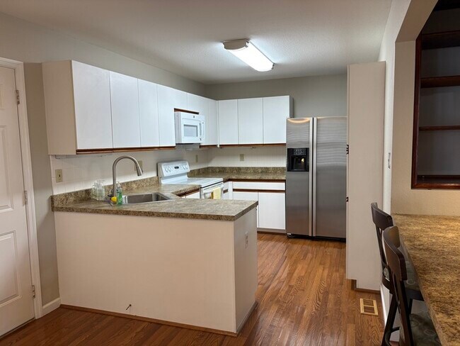 Foto del edificio - West County 4th/ 3Bth Townhome