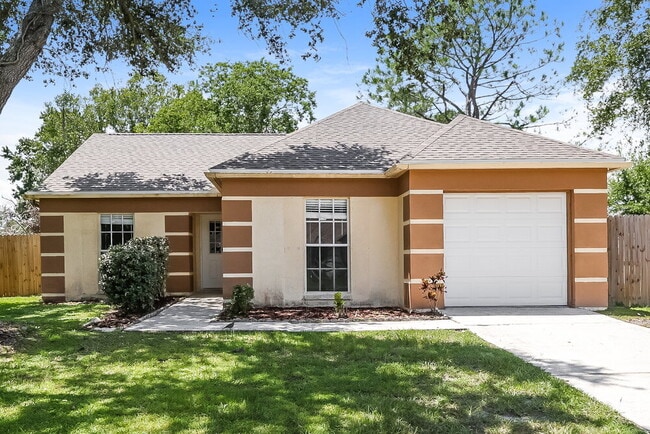 Building Photo - 1687 Palm Leaf Dr