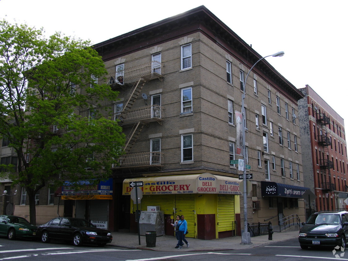 Building Photo - 2478 Arthur Ave