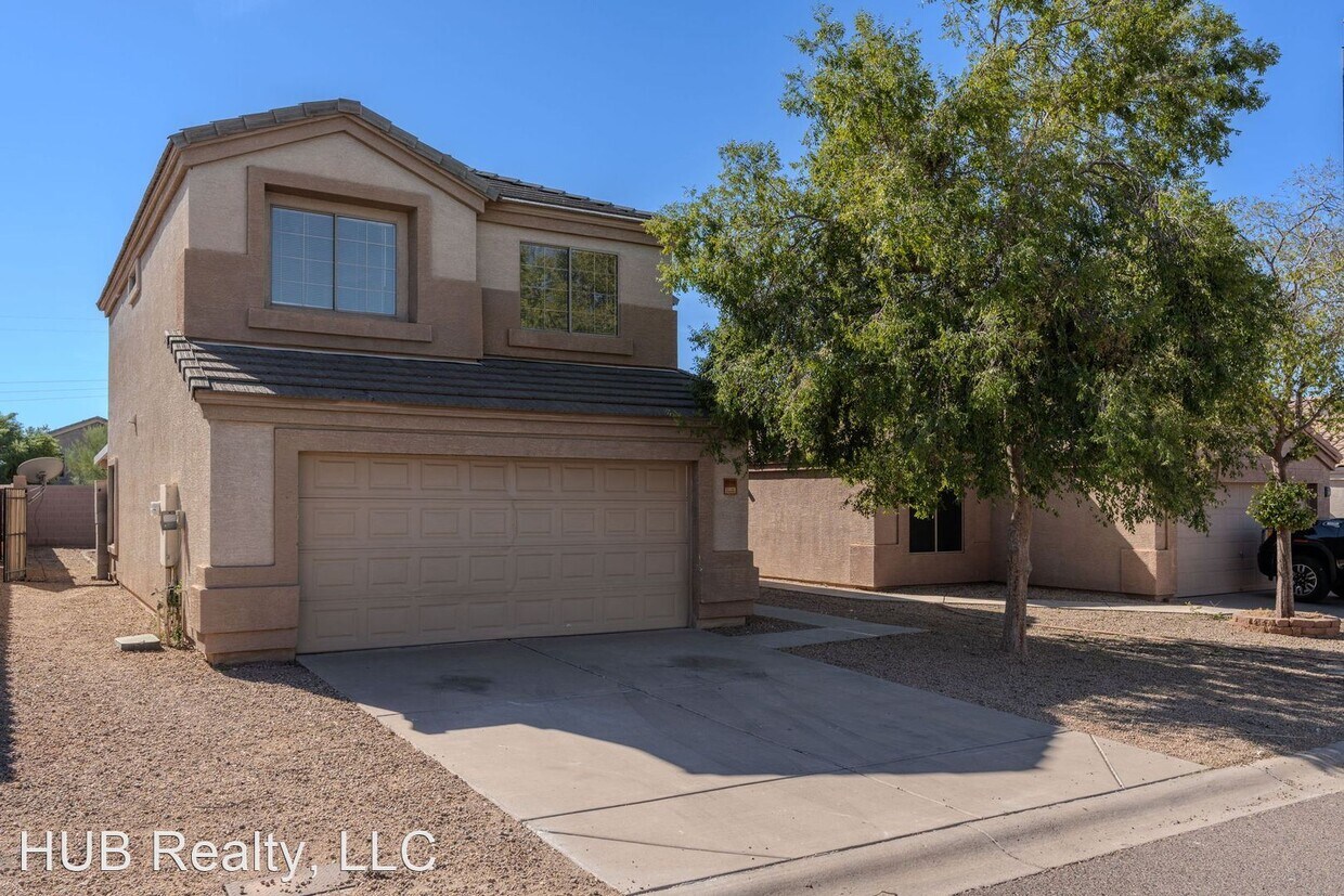 Foto principal - 4 br, 2.5 bath House - 9719 E Baltimore Cir