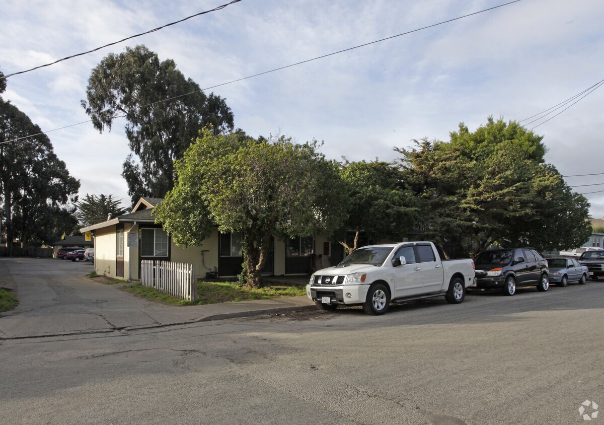 Foto del edificio - 1014-1020 Trinity Ave