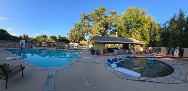 Building Photo - 3803 Lightning Ridge Way