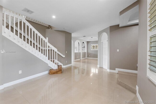 Foto del edificio - 2001 NW 99th Terrace