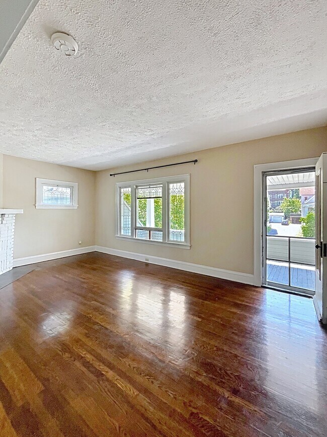 Foto del edificio - 2683 Hampshire Rd