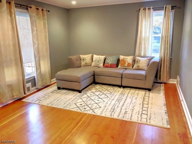 Foto del edificio - 52 Glenside Ave