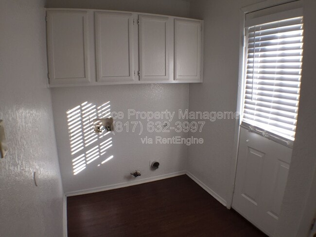 Foto del edificio - 5821 Fair Wind St