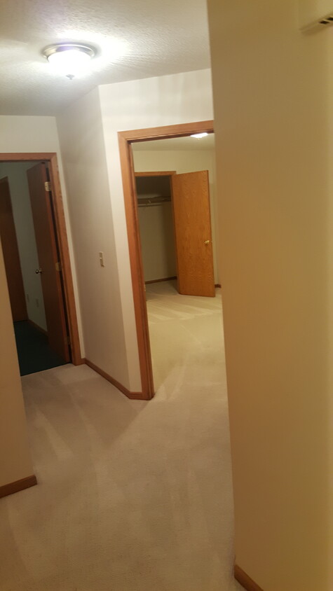 Primary Photo - 3942 Meadow Brook ct