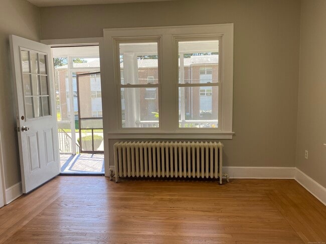 Foto del edificio - 301 Terrace Ave