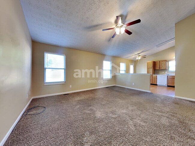 Foto del edificio - 1169 Poplar Hill Dr