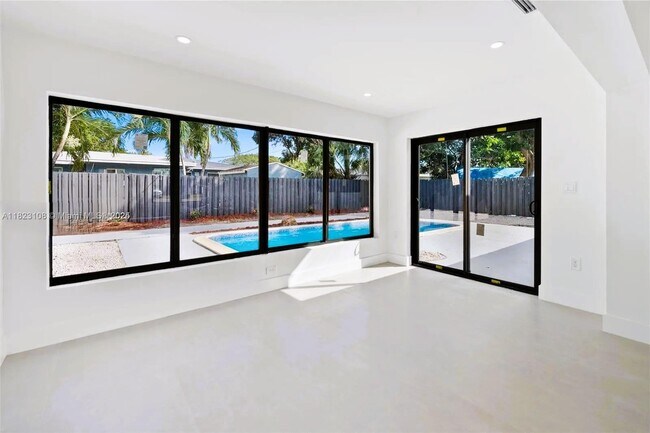 Foto del edificio - 172 SW 35th Terrace