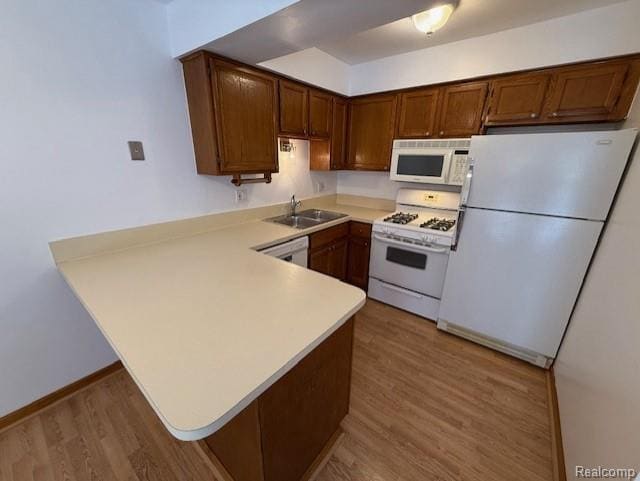 Foto del edificio - 48530 Sugarbush Rd