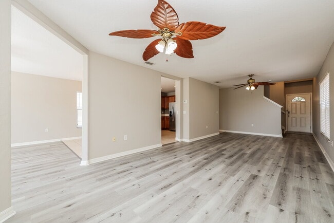 Building Photo - 7032 Chatum Light Run