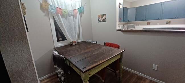 Breakfast nook - 501 Quincy Pl SE