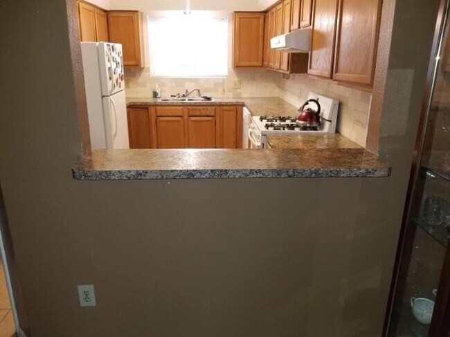 Foto del edificio - 1710 Bonnie Lea Ln