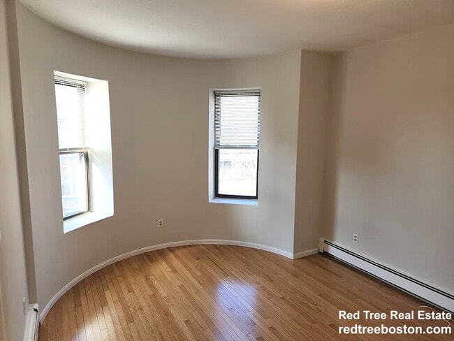 Photo - 3148 Washington St Apartment