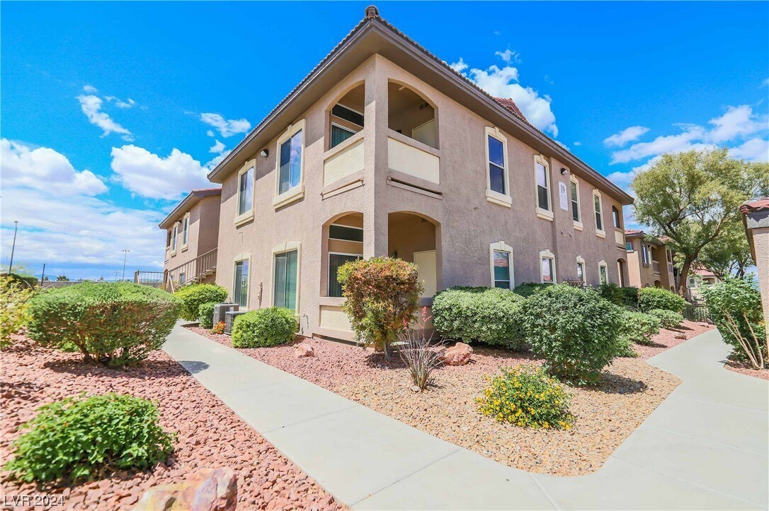 2305 W Horizon Ridge Pkwy Unit 1911, Henderson, NV 89052 Condo for