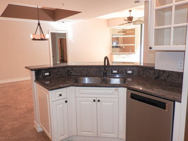 Foto del edificio - 801 S Olive Ave