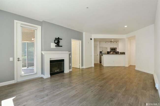 Building Photo - 200 Caldecott Ln