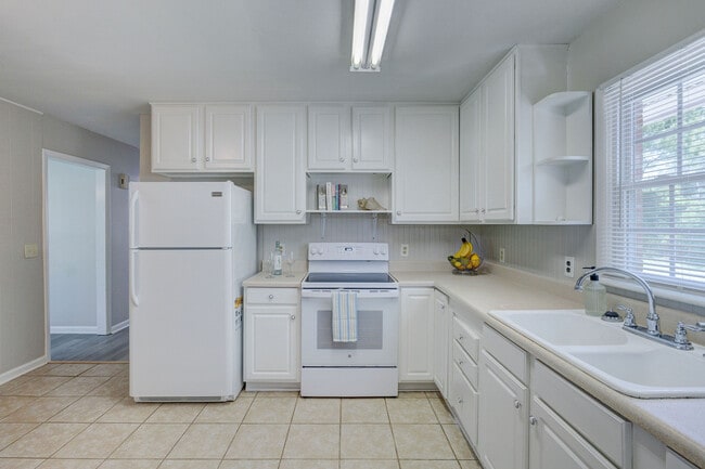 Photo - 213 El Ogden Dr House