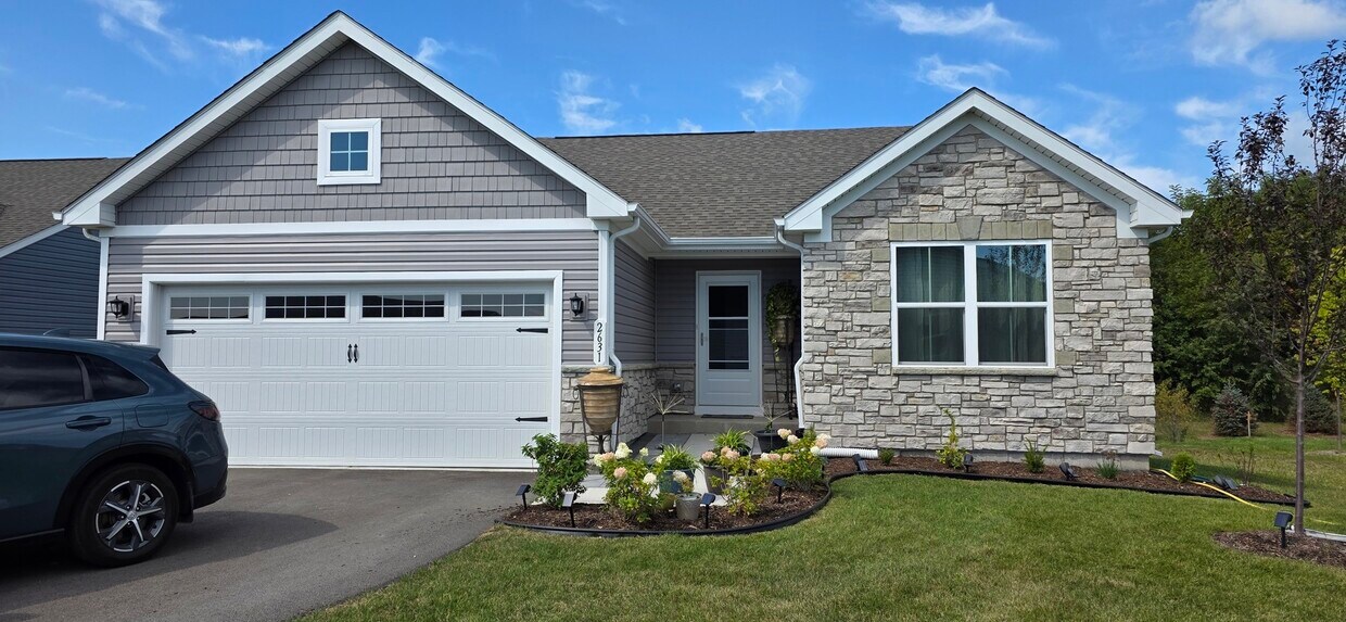 Foto principal - 2631 Sutherland Ct