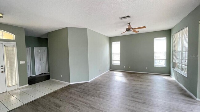 Foto del edificio - 210 41st St NE