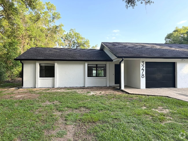 Building Photo - 3278 E Crown Dr