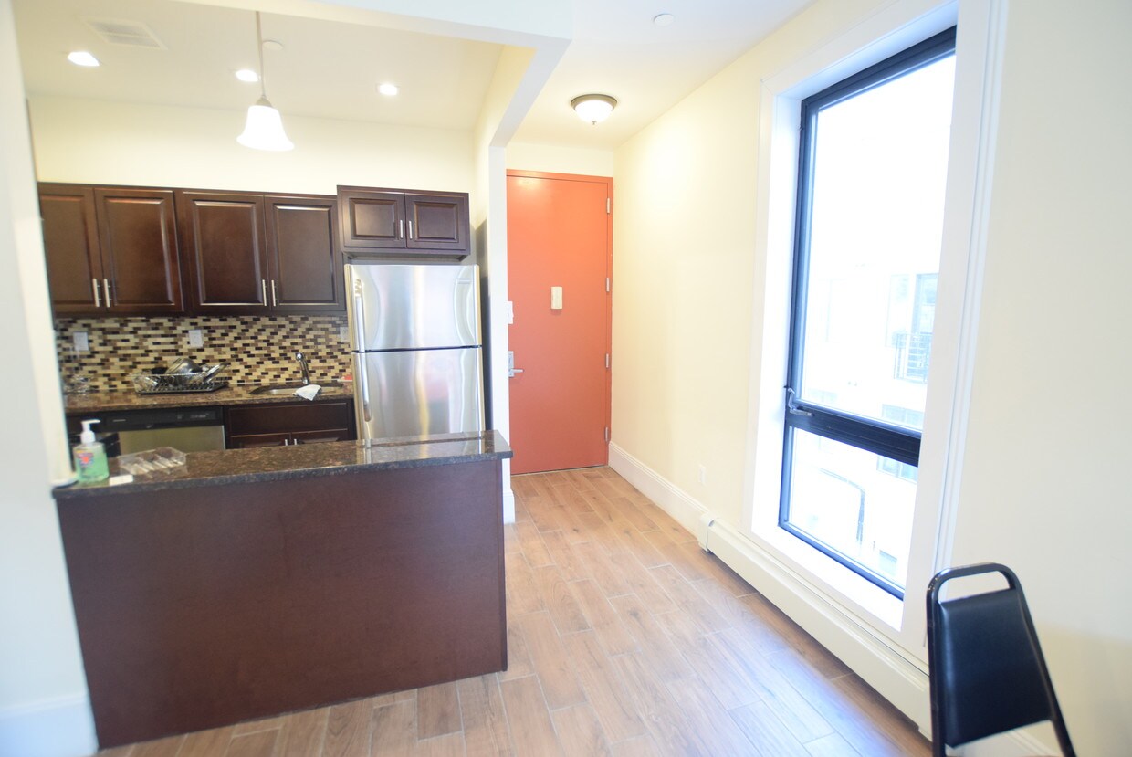 Foto principal - 1207 Broadway