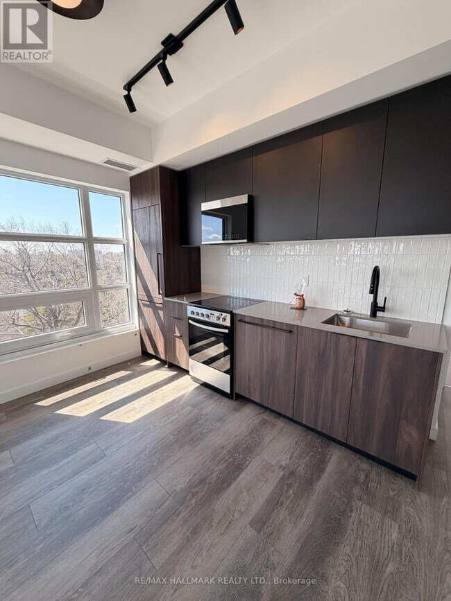 Building Photo - 1635 Military Trail