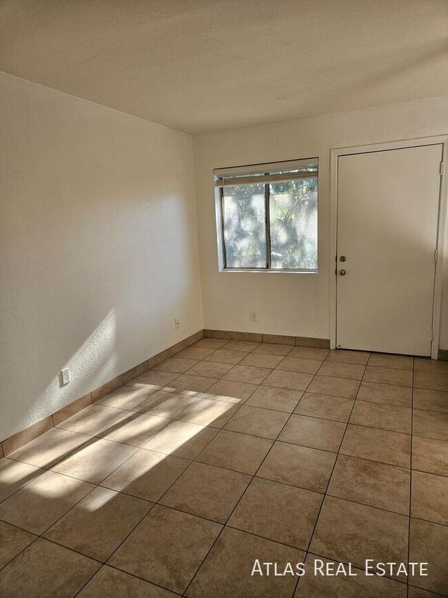 Building Photo - 111 N Phyllis-202