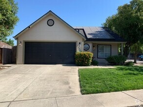 Building Photo - 2088 Marilyn Dr