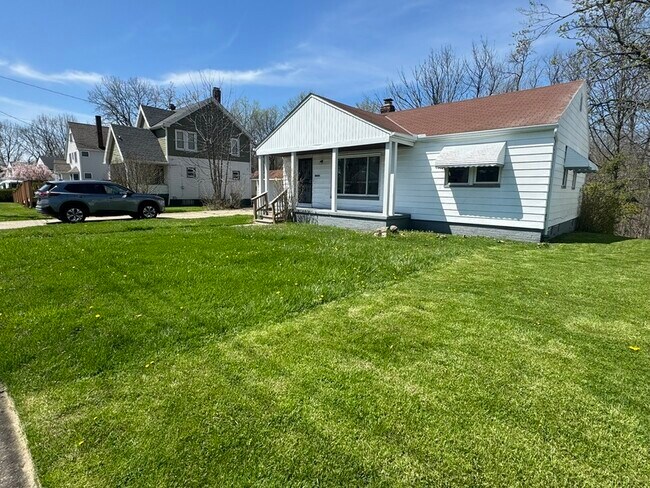 Building Photo - 13531 Cranwood Dr