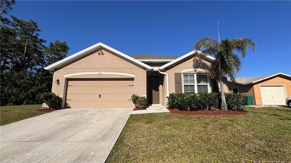 Foto principal - 1650 Quaker Ln