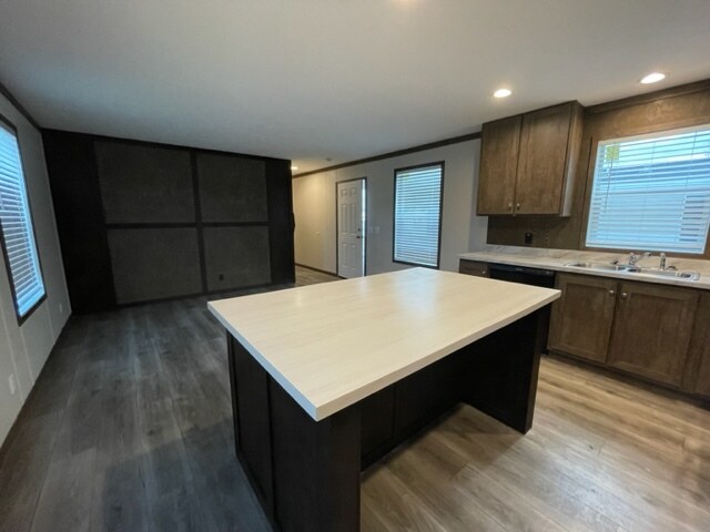 Foto del edificio - 88 Normandy Dr