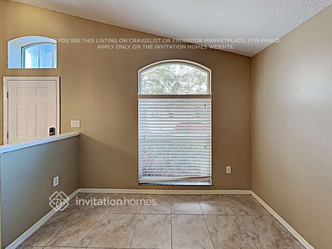 Foto del edificio - 25830 Bloomsbury Ct