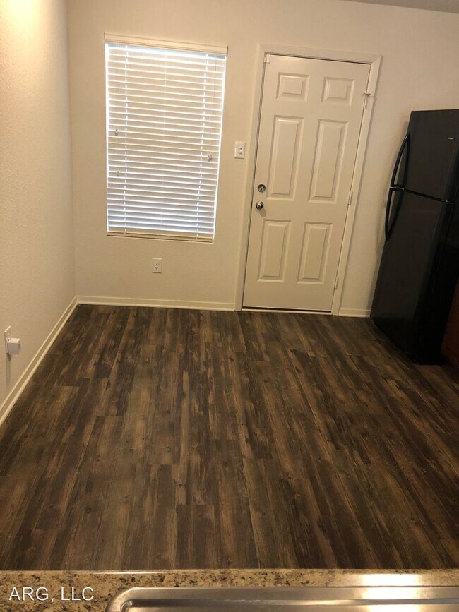 Foto del edificio - 3 br, 2 bath House - 6516 Ridgemist Lane