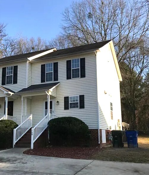 Foto del edificio - 159 Luther Rd