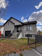 Building Photo - 44 Imp Moïse-Gauthier