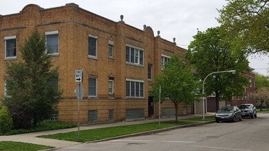 Building Photo - 2835 W Byron St