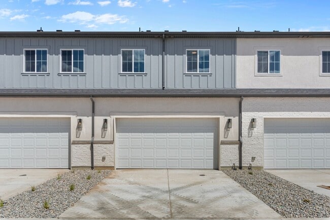 Building Photo - 1461 W 11380 S